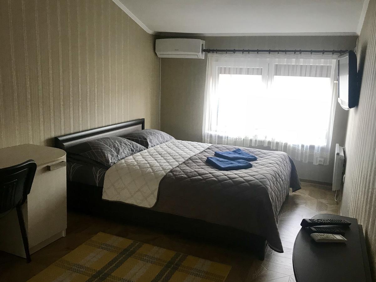Panoramic View Top Floor Apartment In The City Center Mukačevo Esterno foto